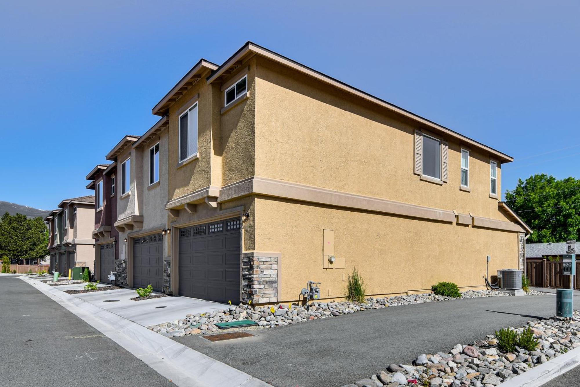 Central Carson City Townhome, 1 Mi To Downtown! Buitenkant foto