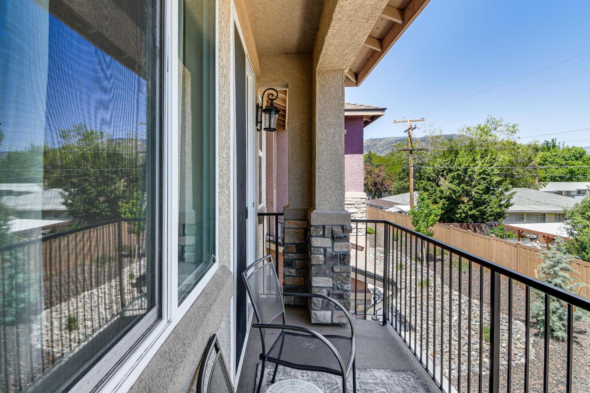 Central Carson City Townhome, 1 Mi To Downtown! Buitenkant foto